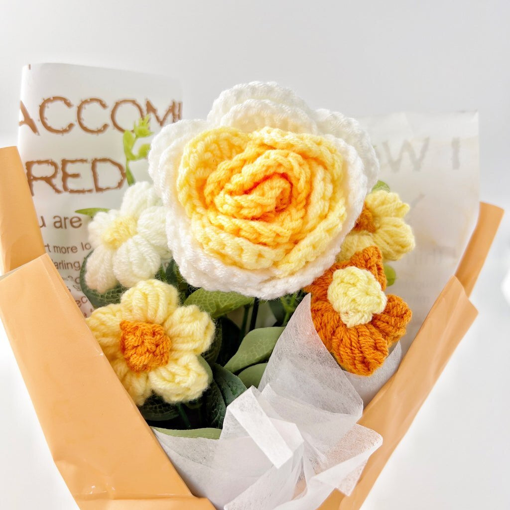Crochet Flower Arrangement – LED Light & Gift Bag for Home Decor