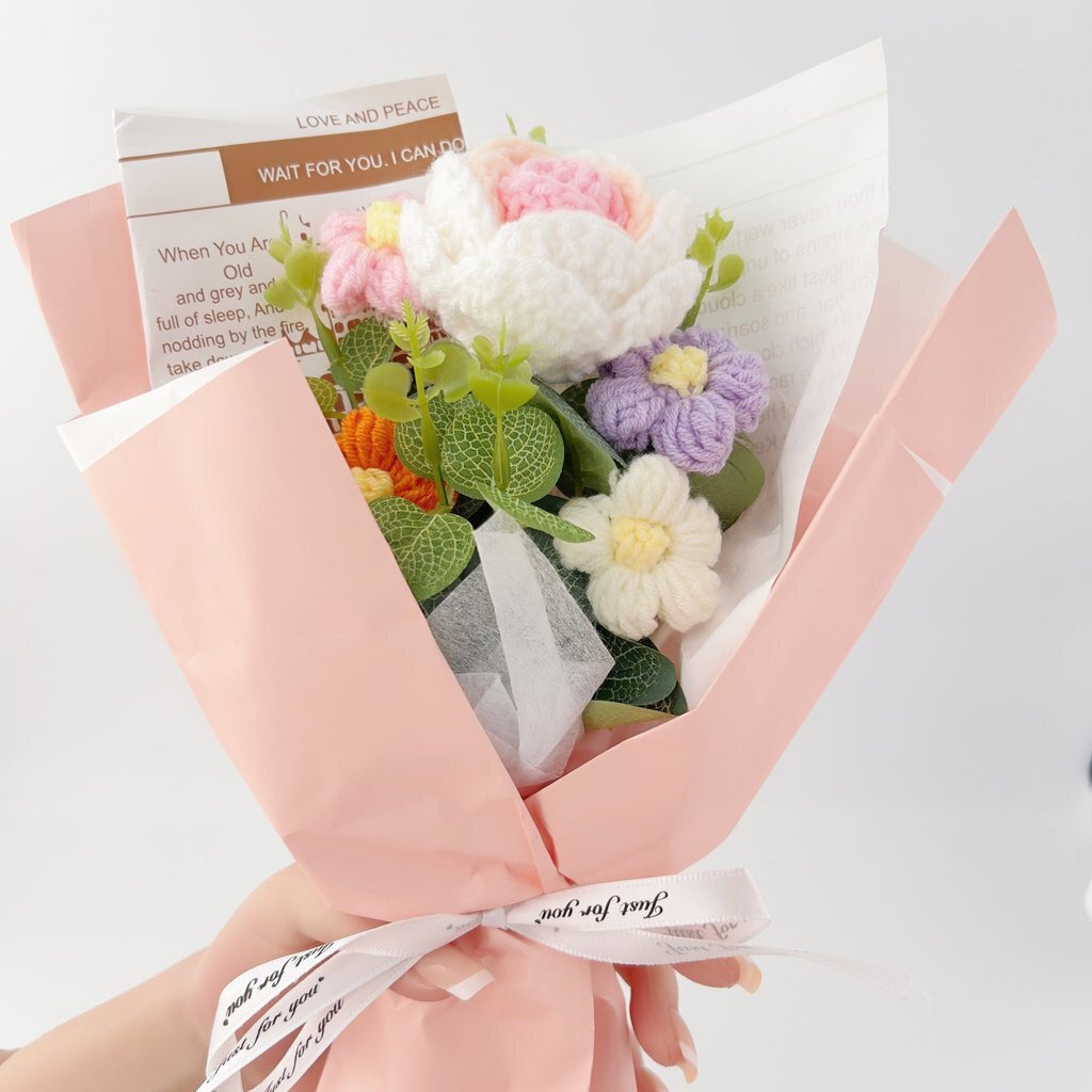 Crochet Flower Arrangement – LED Light & Gift Bag for Home Decor